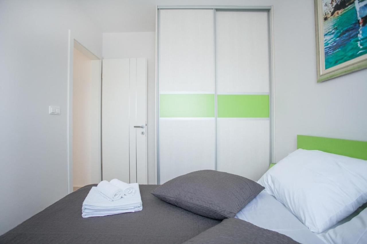 Apartments Bepo Rogoznica  Extérieur photo