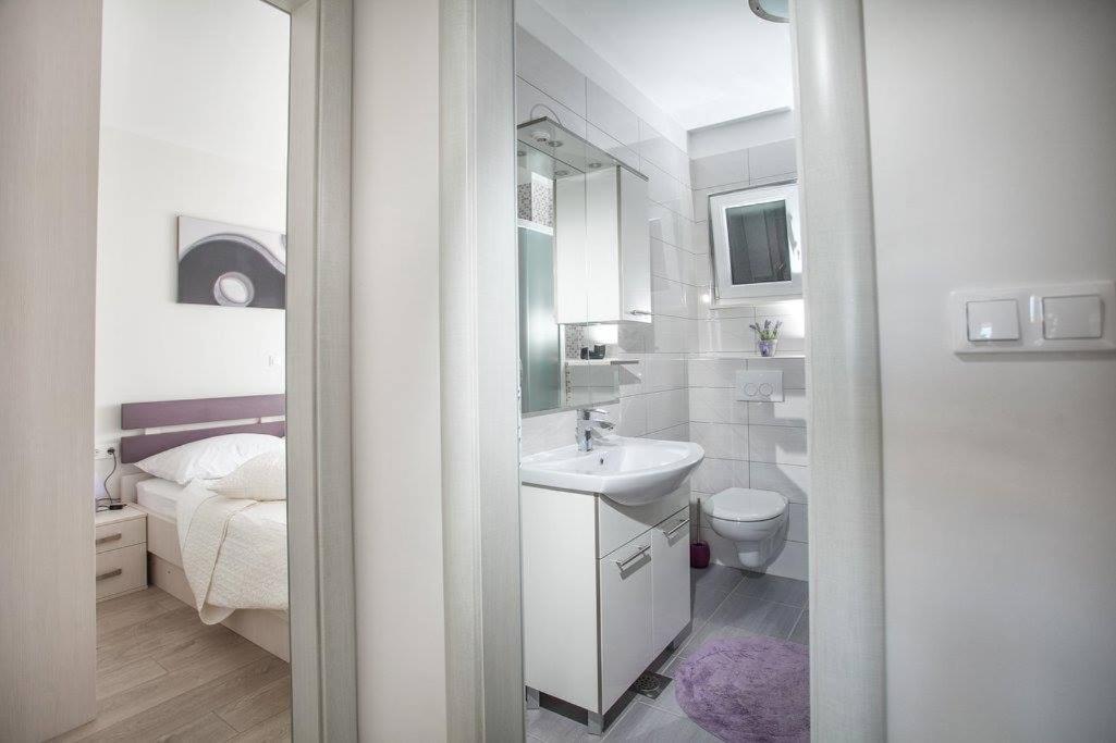 Apartments Bepo Rogoznica  Extérieur photo