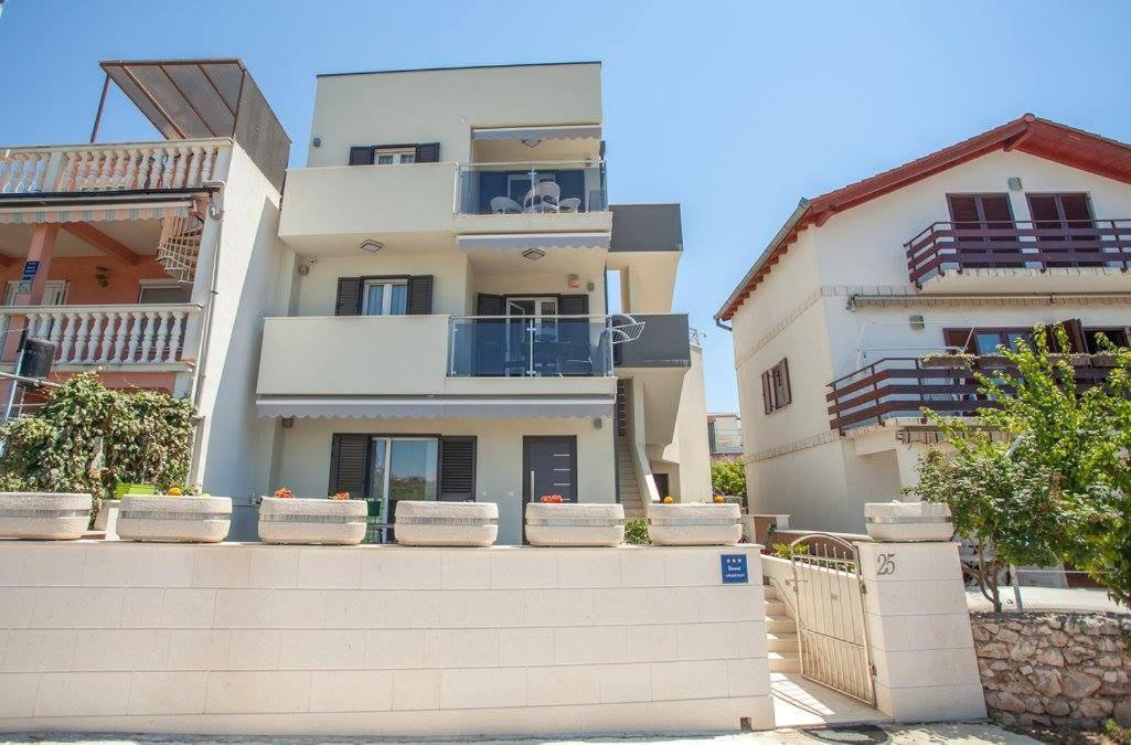 Apartments Bepo Rogoznica  Extérieur photo