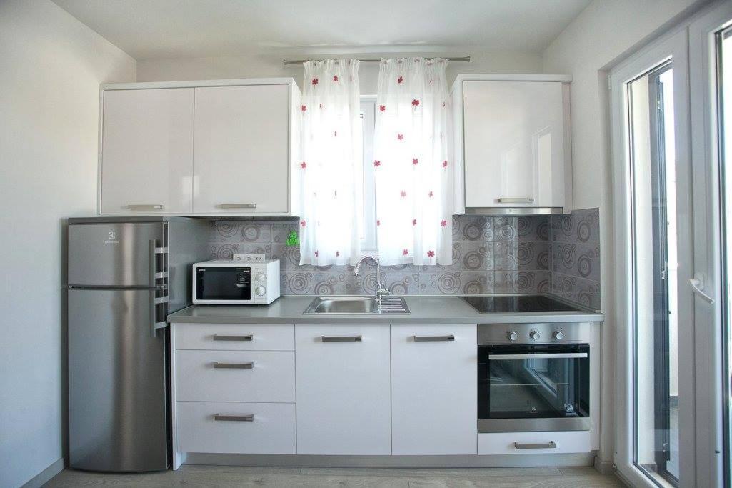 Apartments Bepo Rogoznica  Extérieur photo