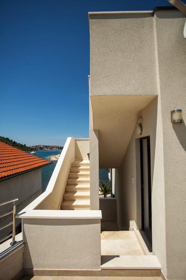 Apartments Bepo Rogoznica  Extérieur photo