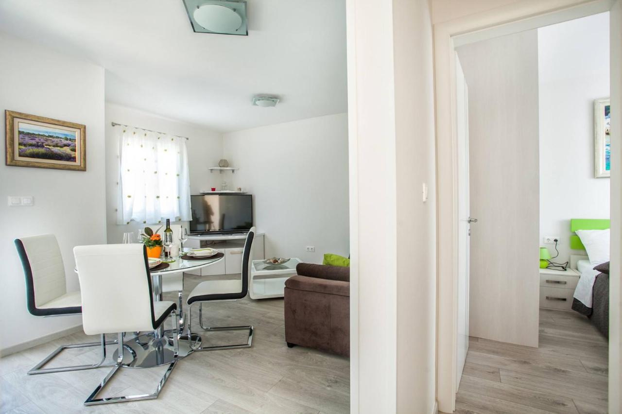 Apartments Bepo Rogoznica  Extérieur photo